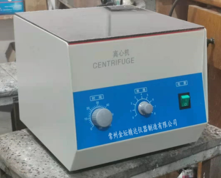 XYJ-A臺式大容量低速電動離心機